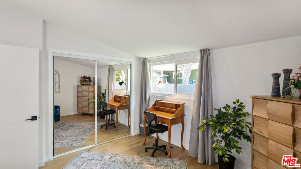 5304 Baza Avenue - Photo 15