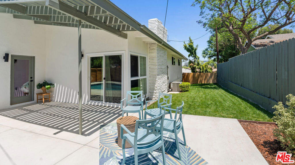 5304 Baza Avenue - Photo 27