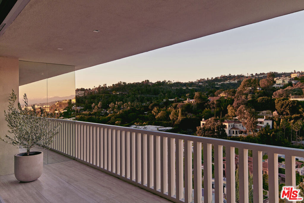 9255 Doheny Road - Photo 15
