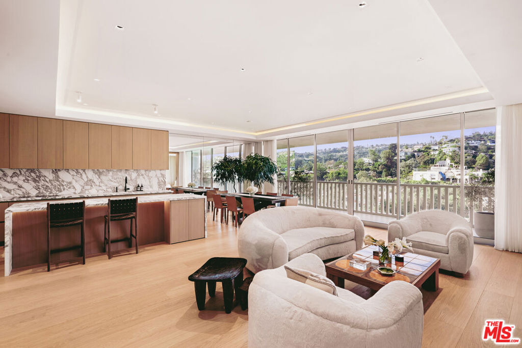 9255 Doheny Road - Photo 1