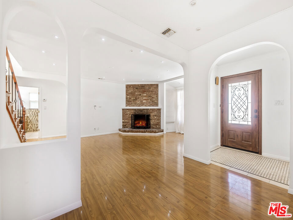 22018 Dumetz Road - Photo 20