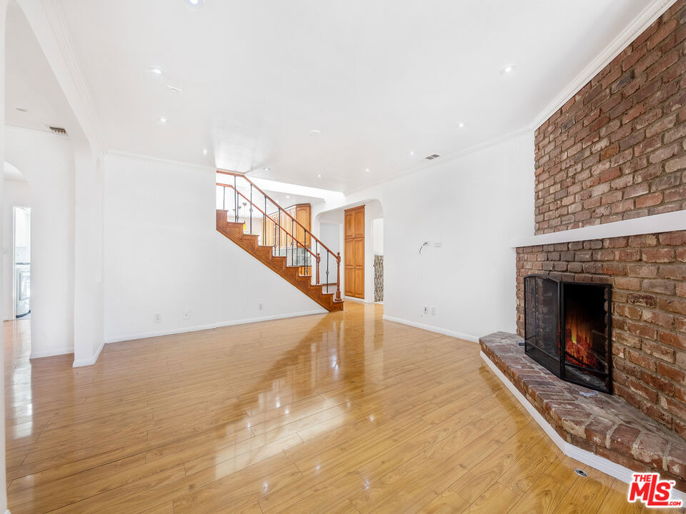 22018 Dumetz Road - Photo 8