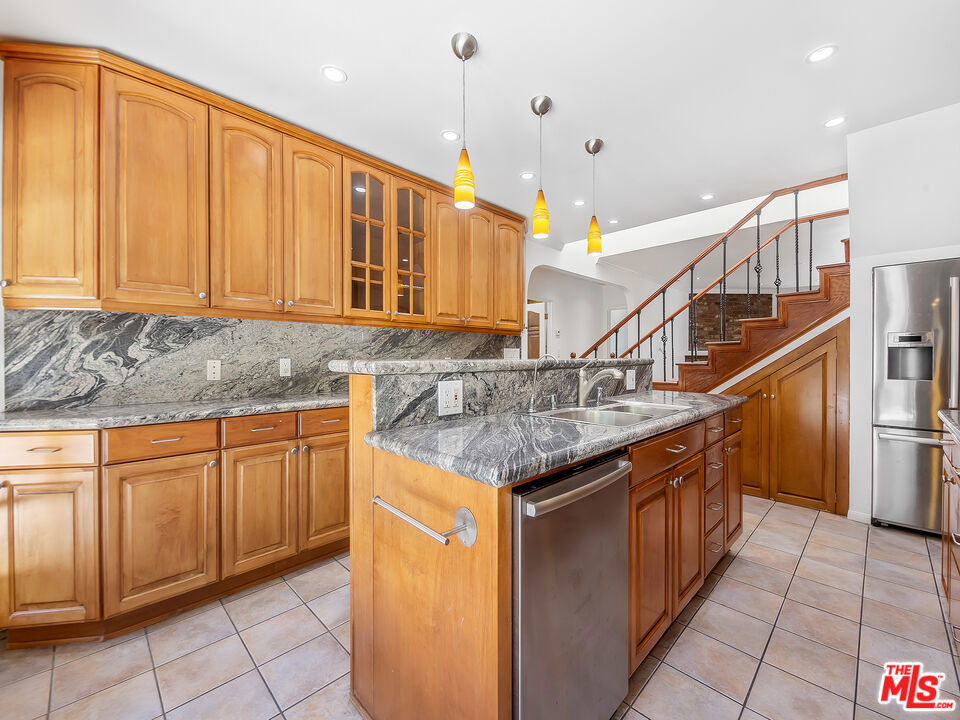 22018 Dumetz Road - Photo 16
