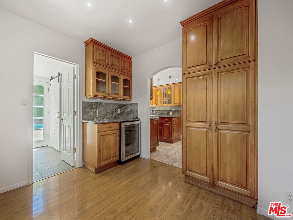 22018 Dumetz Road - Photo 4