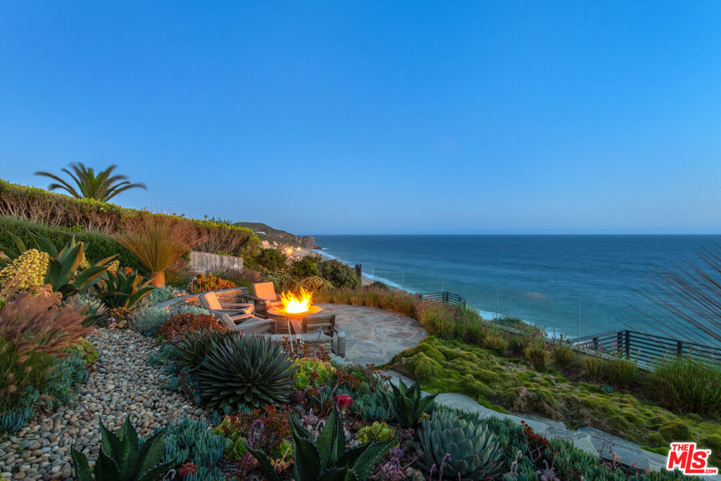 7089 Birdview Avenue - Photo 33