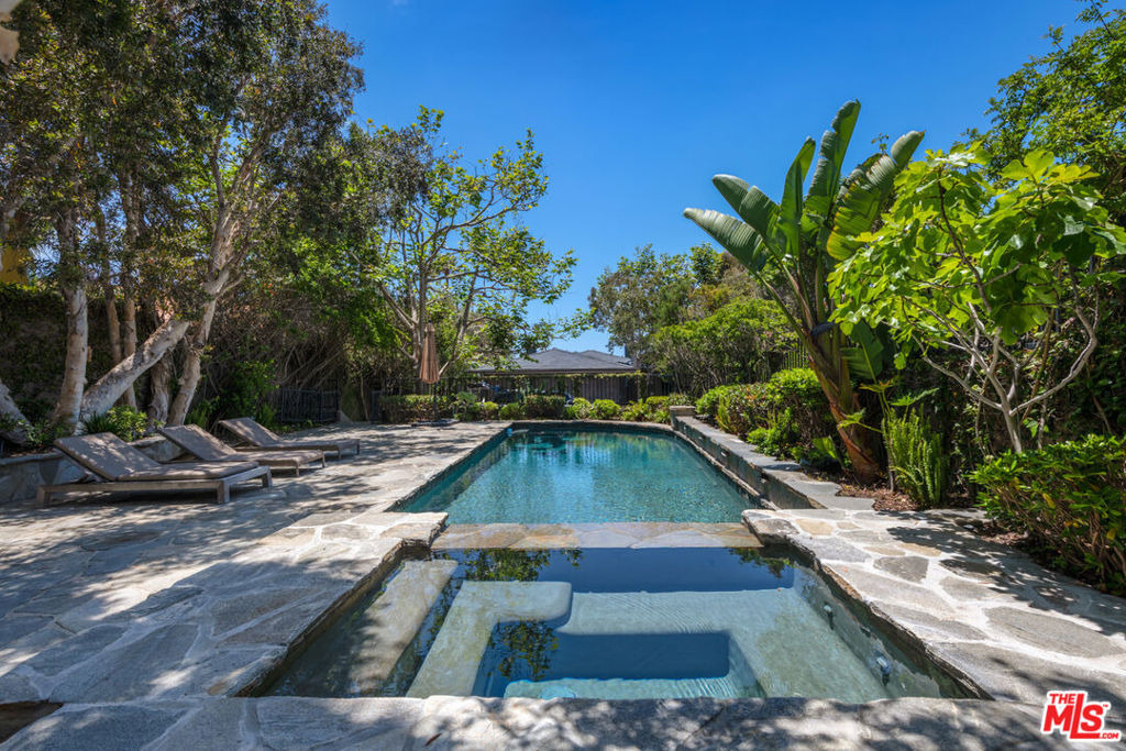 7089 Birdview Avenue - Photo 4