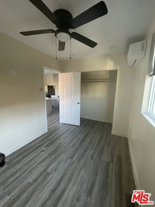 613 W 83rd Street - Photo 3