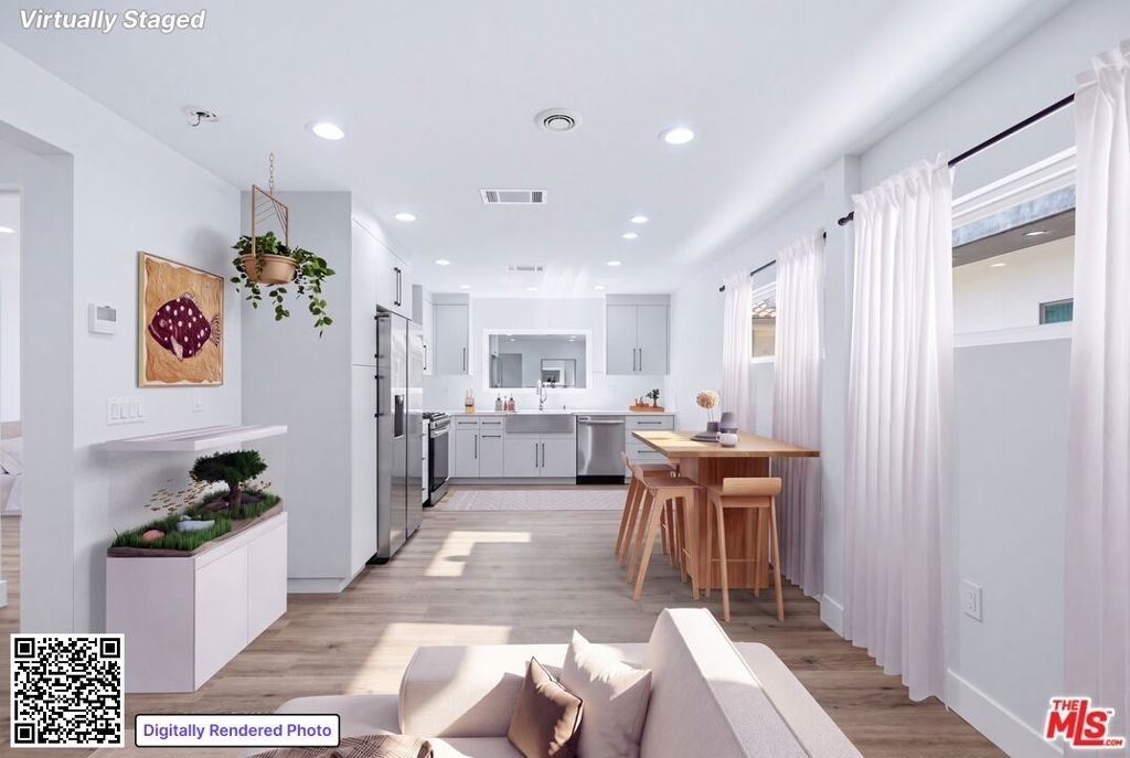 11613 Burbank Boulevard - Photo 2