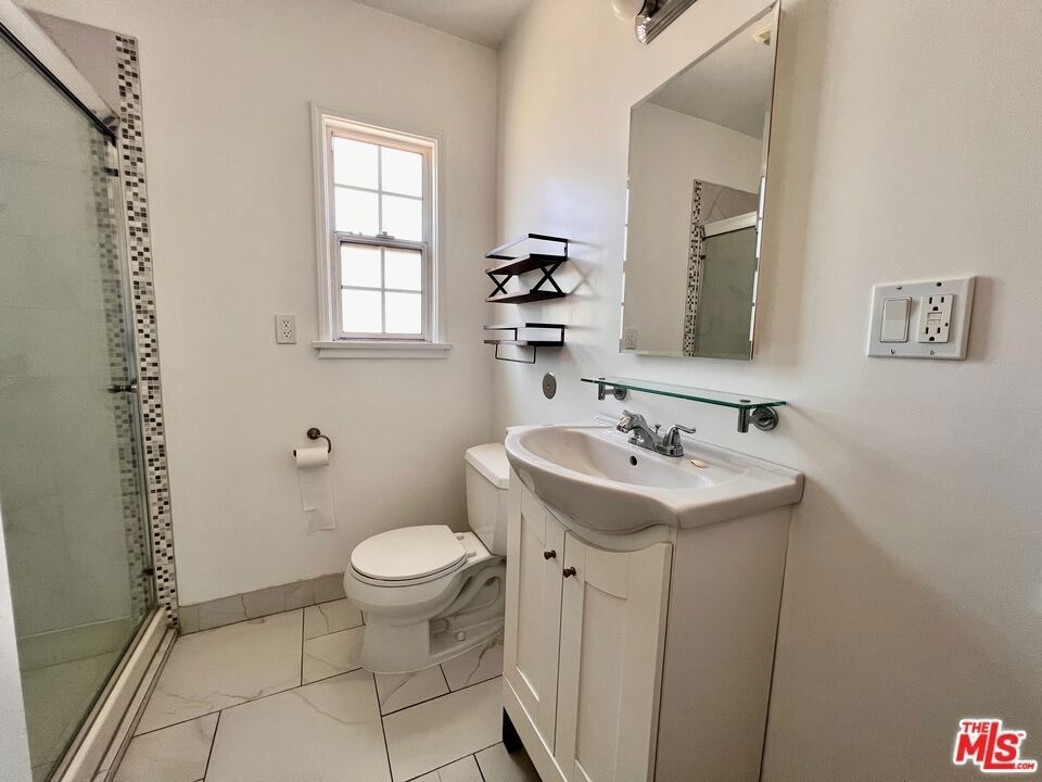 2333 S Garth Avenue - Photo 13
