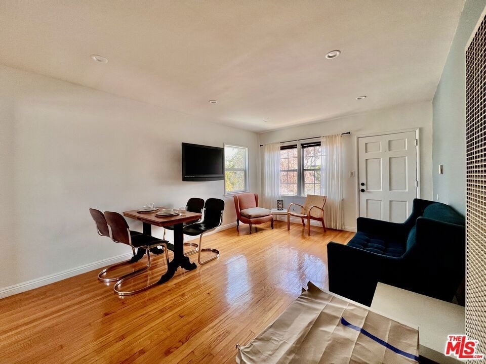 2333 S Garth Avenue - Photo 0