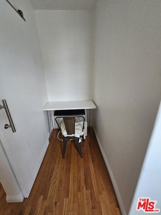 2333 S Garth Avenue - Photo 4