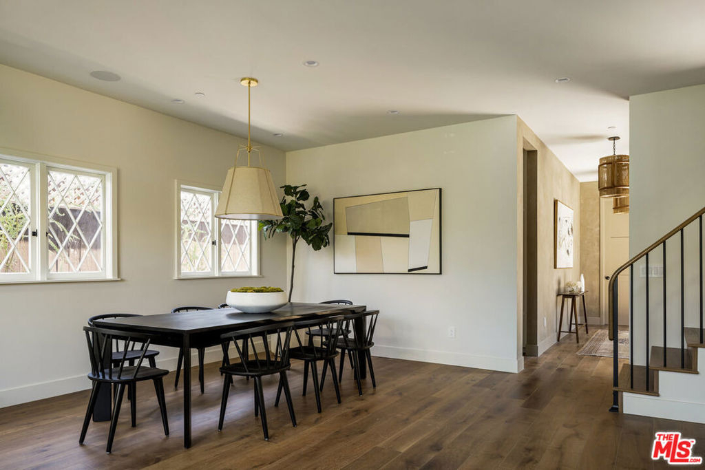 1635 N Genesee Avenue - Photo 6