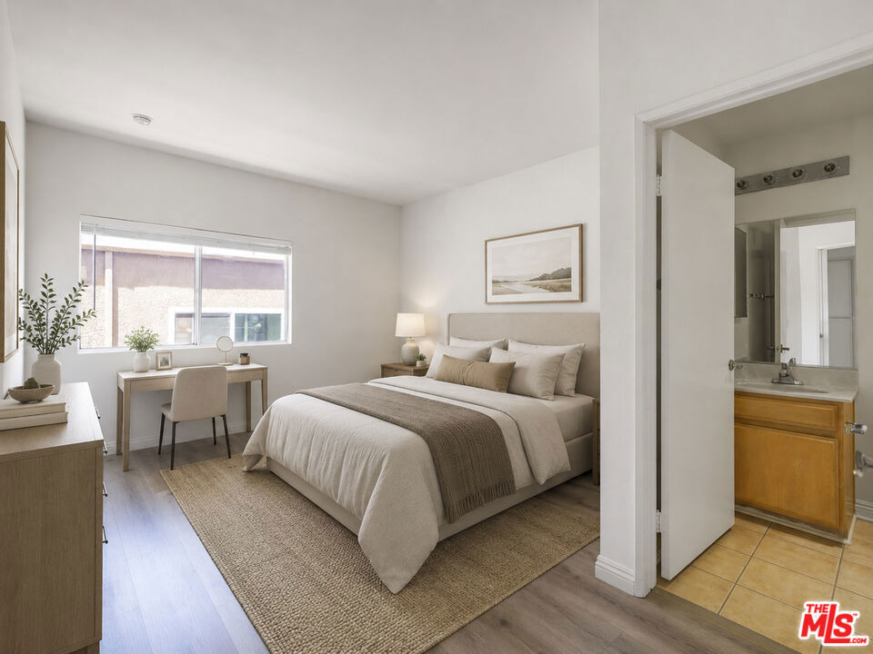22705 Del Valle Street - Photo 3