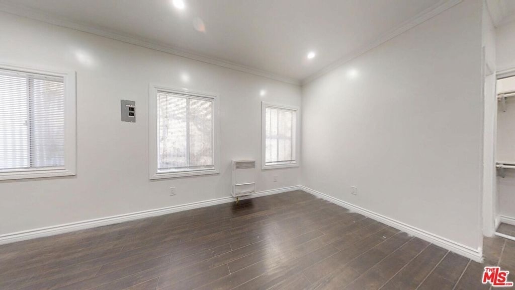 507 Loma - Photo 1