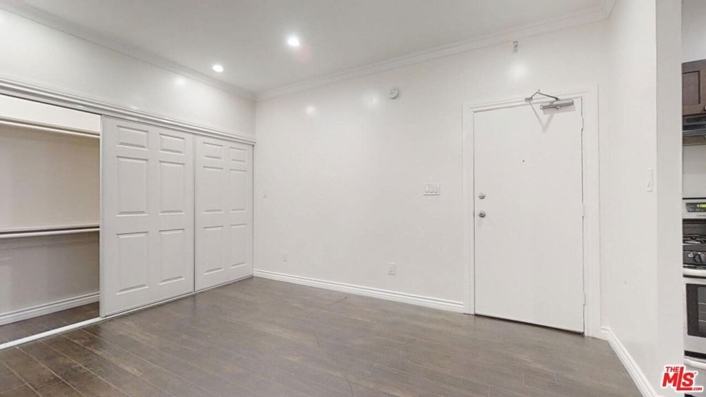 507 Loma - Photo 2