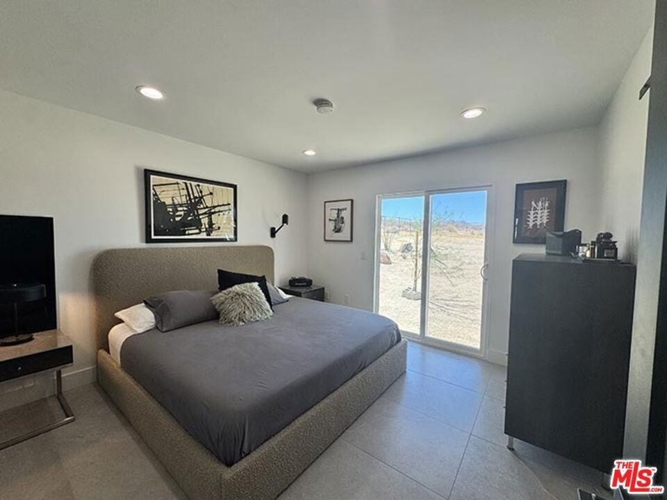 6836 Mount Shasta Avenue - Photo 9