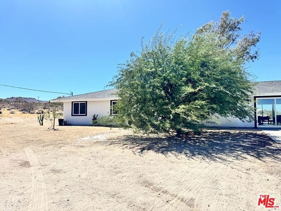 6836 Mount Shasta Avenue - Photo 14