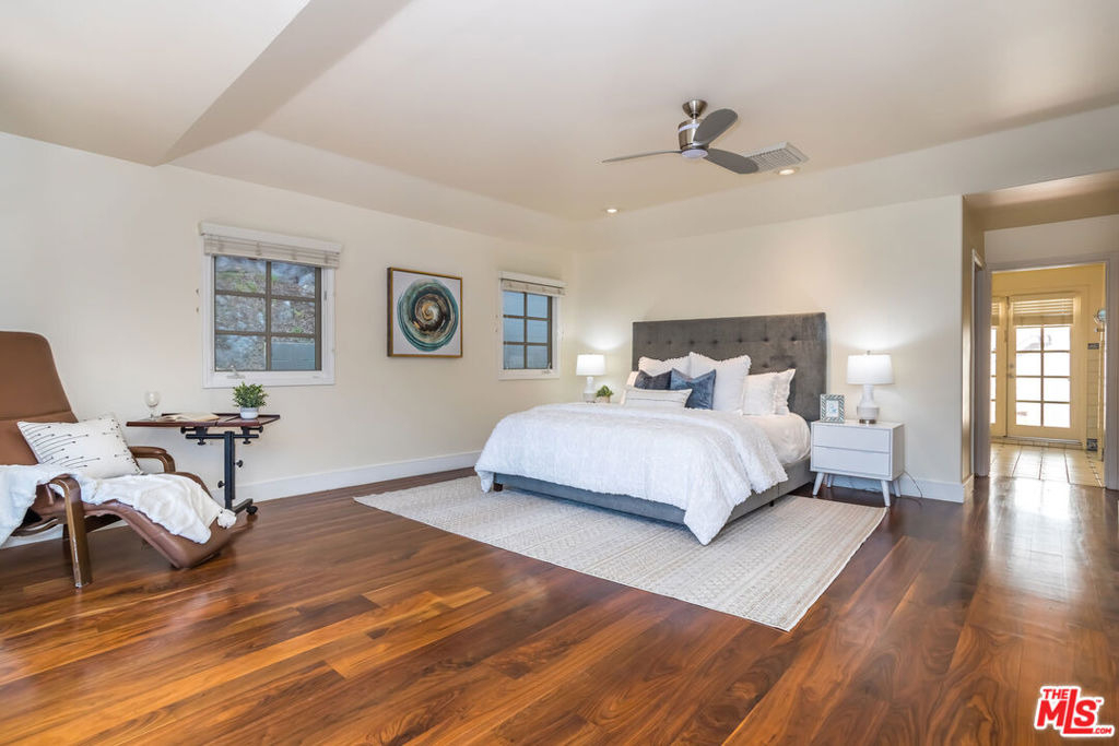 941 N Norman Place - Photo 34