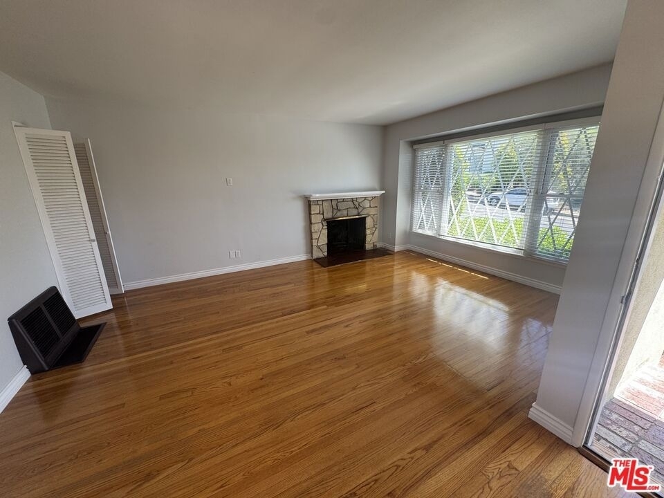 13025 Psomas Way - Photo 10
