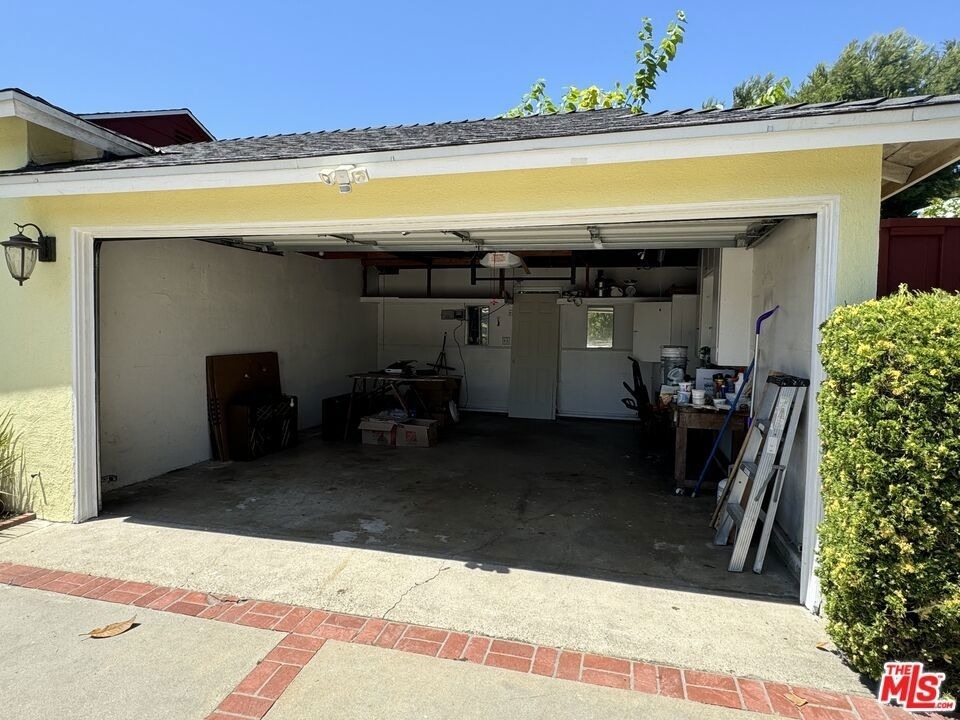 13025 Psomas Way - Photo 11
