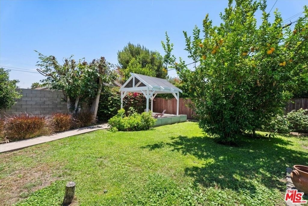 8908 Gibson Street - Photo 15