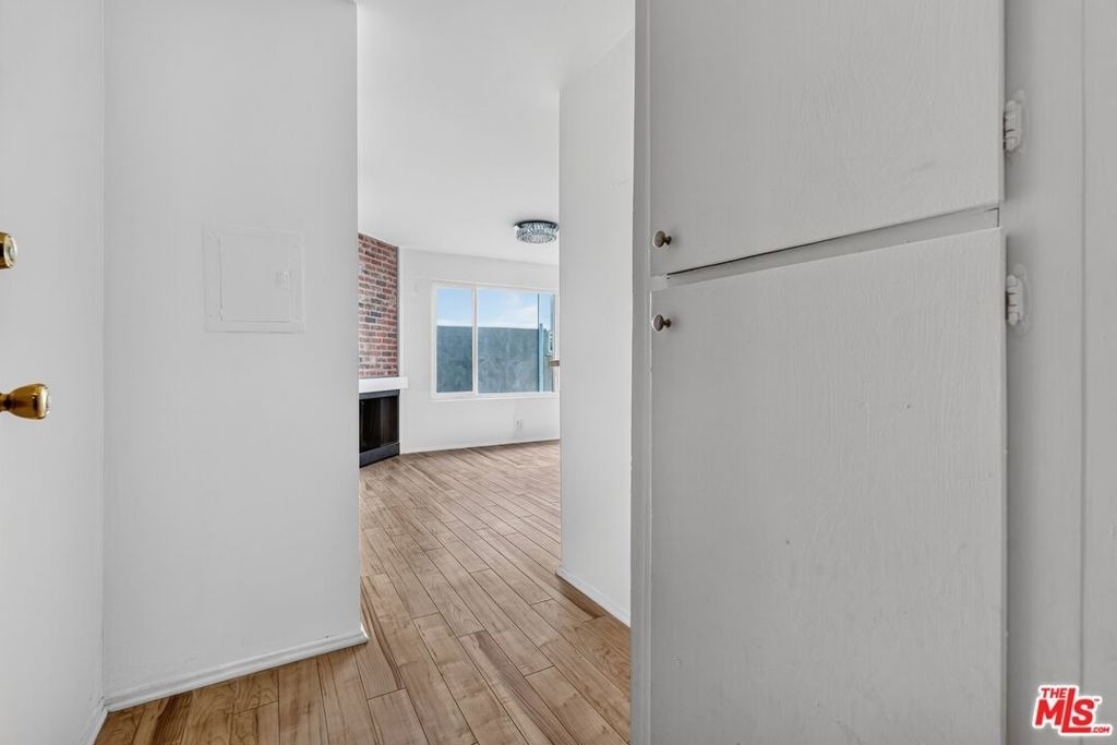 10 19th Avenue - Photo 9