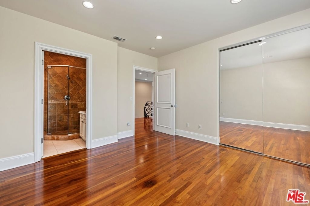 419 N Laurel Avenue - Photo 33