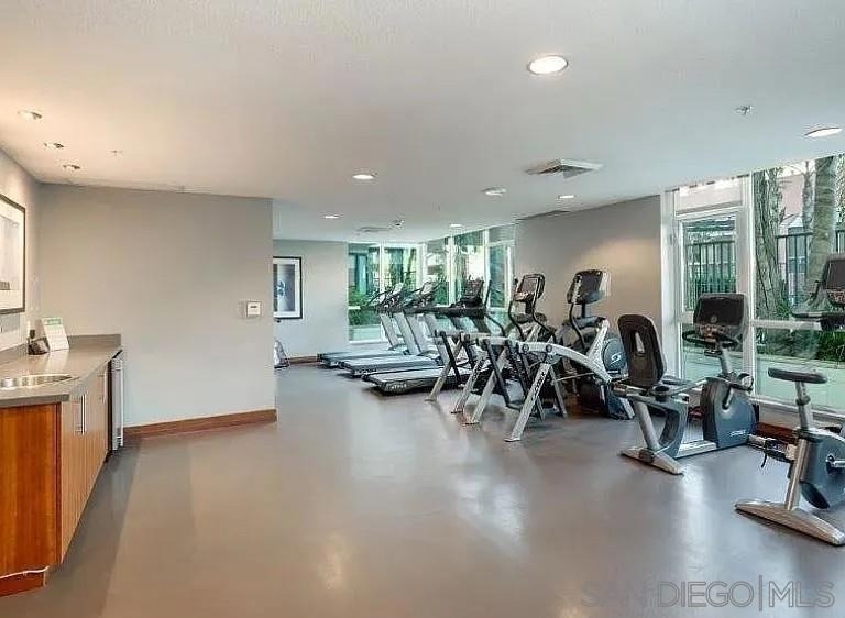 325 7th Ave - Photo 37