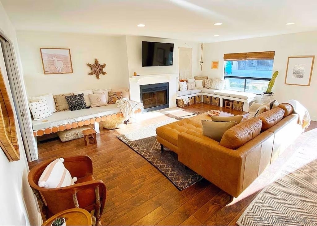 837 4th Street - Photo 11