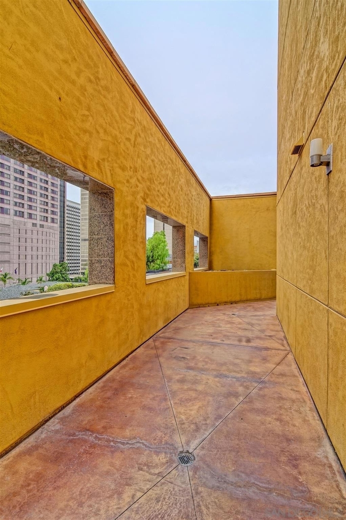 801 Ash St - Photo 18