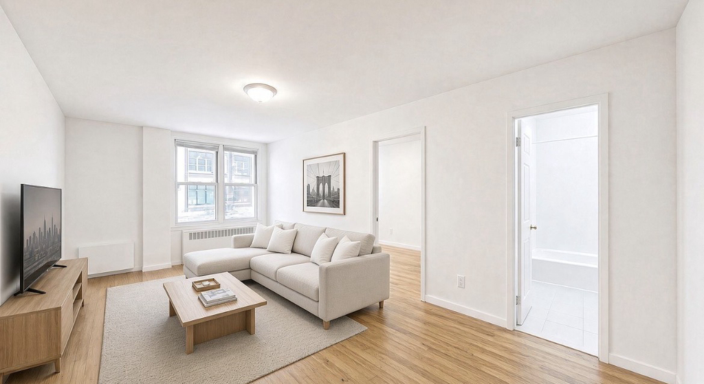 270 West 25th Street - Photo 0