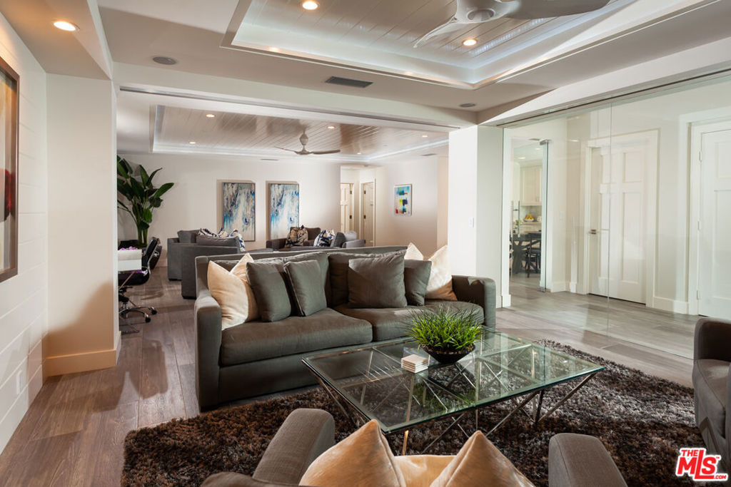 438 Bent Street - Photo 10