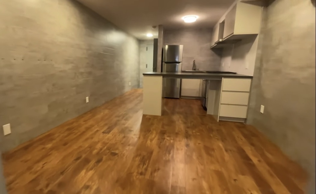 102 Mott Street - Photo 5