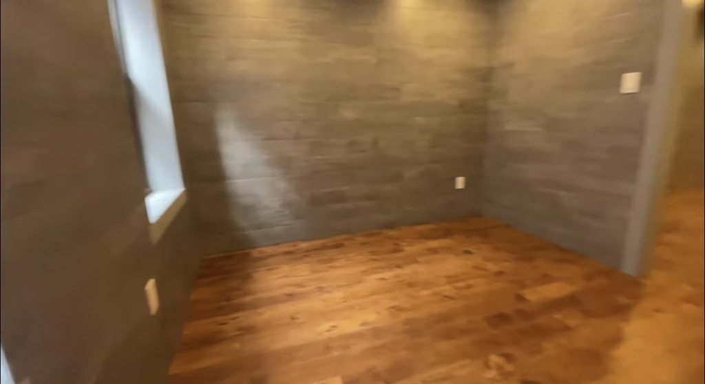 102 Mott Street - Photo 3