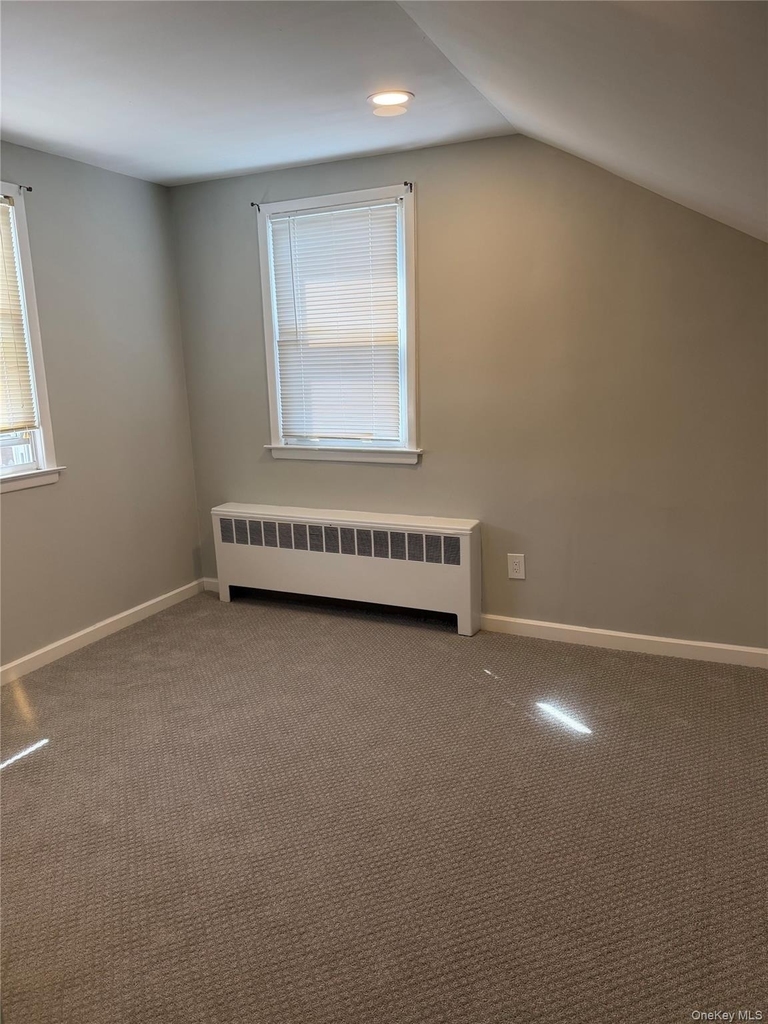 145 Dimond Avenue - Photo 4