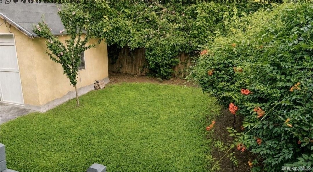 253 Fulton Avenue - Photo 7