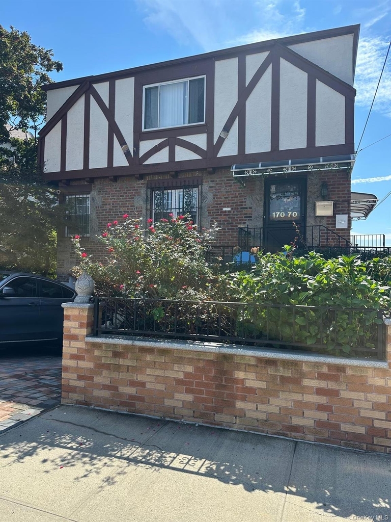 170-70 Cedarcroft Road - Photo 0