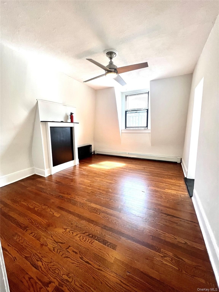 38 Main Street - Photo 2
