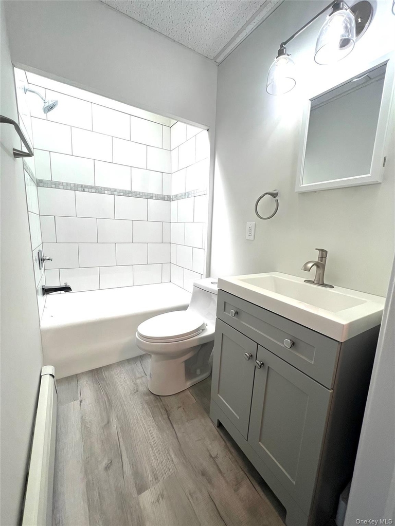 38 Main Street - Photo 5