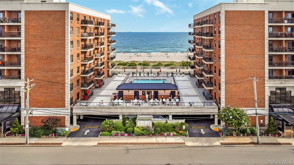 230 W Broadway - Photo 35