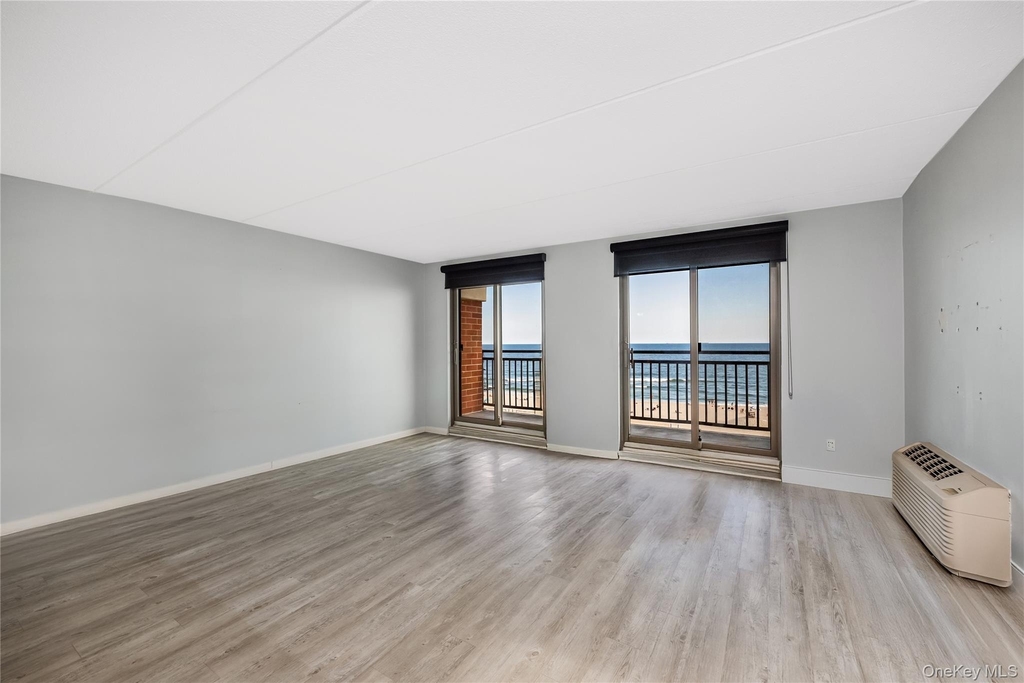 230 W Broadway - Photo 8