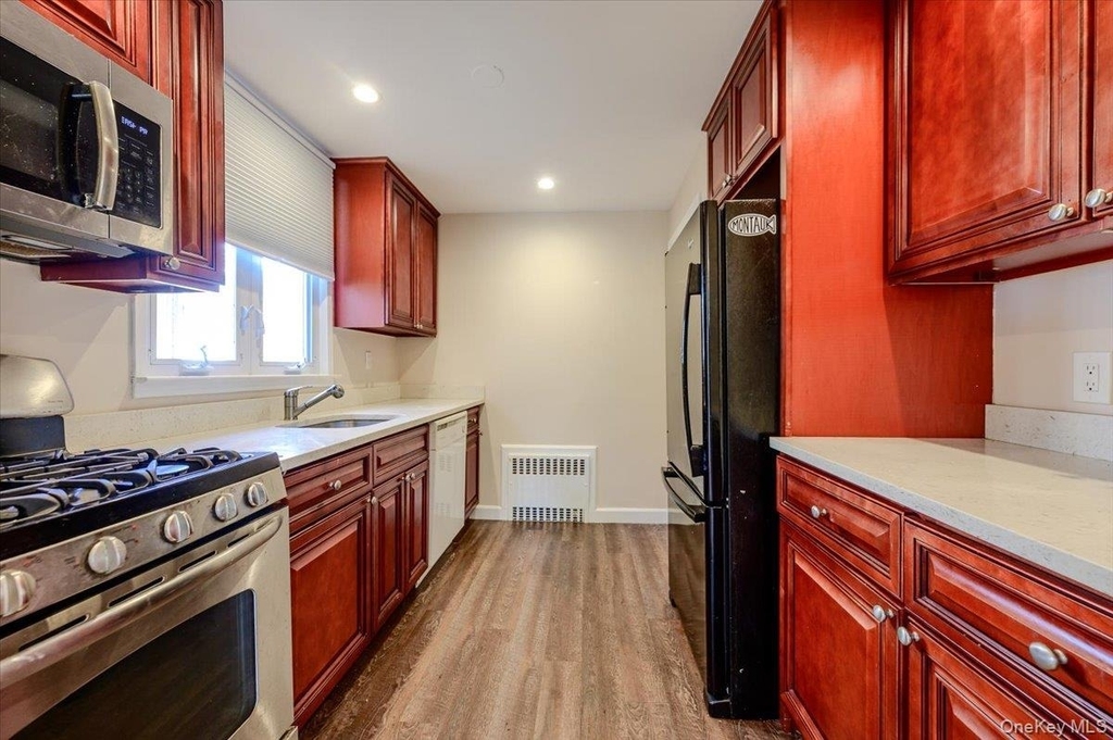 502 Lafayette Boulevard - Photo 7