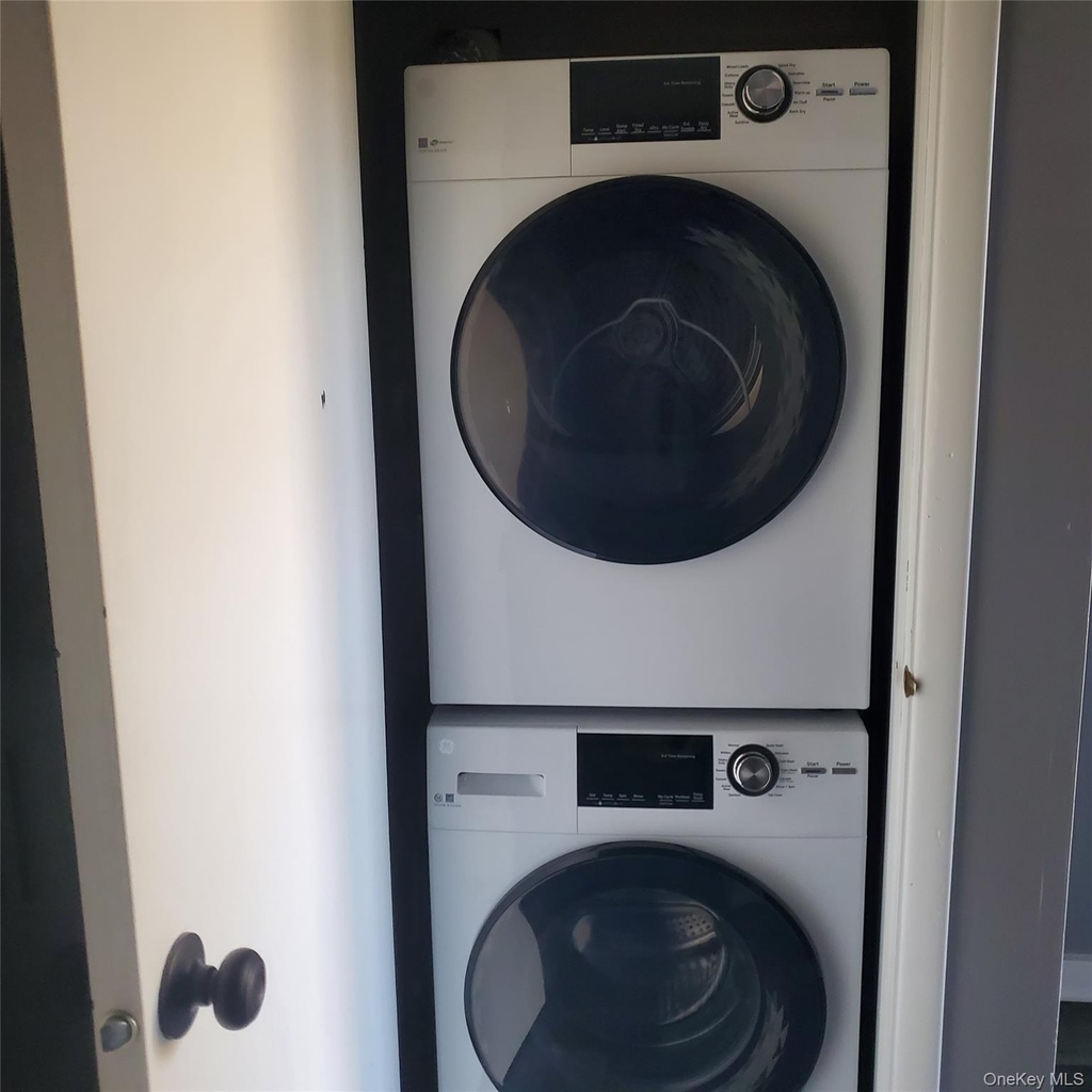 160 West Road - Photo 6