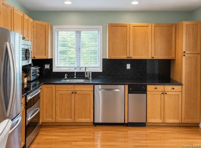 3001 Canterbury Way - Photo 4