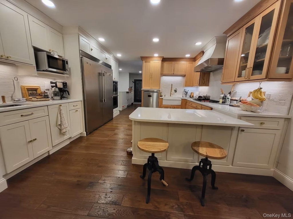 49 Miller Boulevard - Photo 2