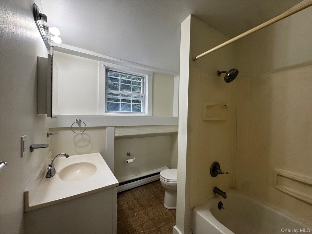 205 Union Street - Photo 9