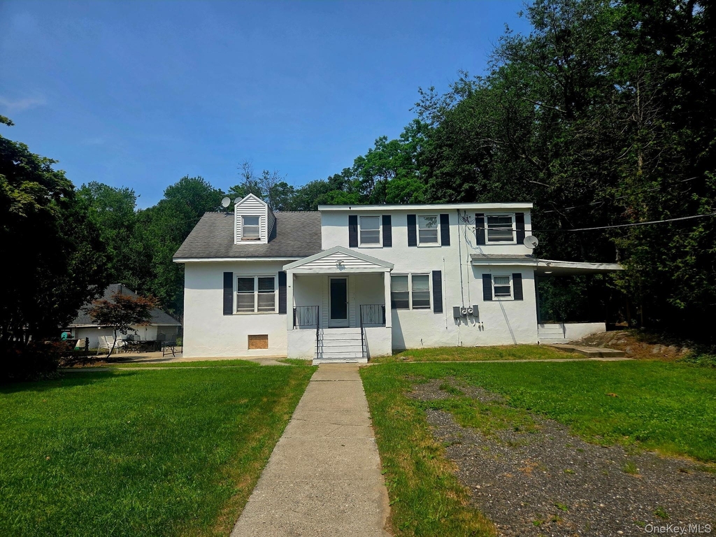 16 Ernest Lane - Photo 0