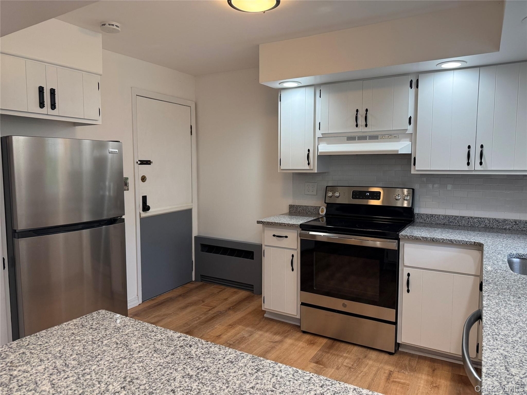 16 Ernest Lane - Photo 9