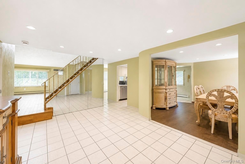 25 Hewes Street - Photo 23