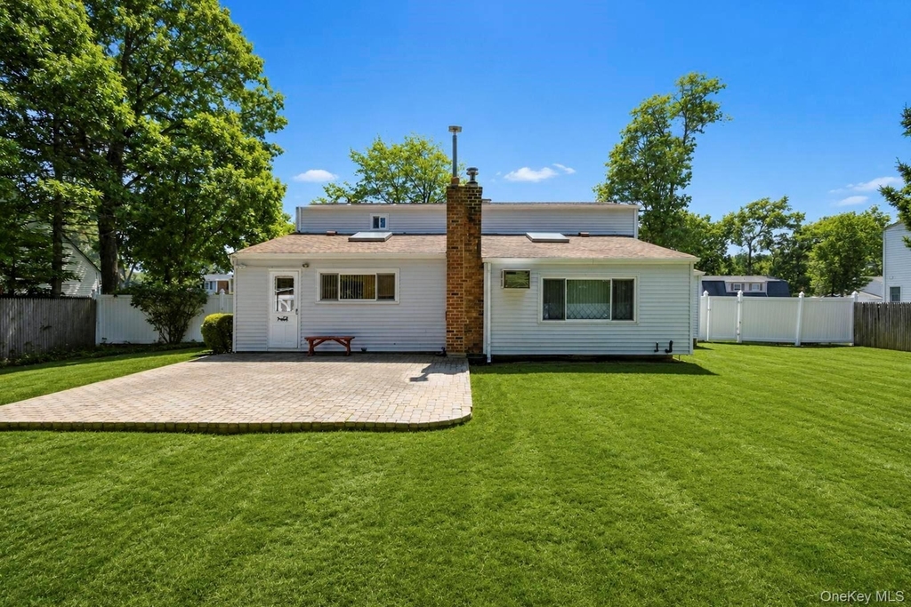25 Hewes Street - Photo 7